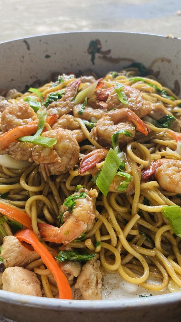 Stir-fried seafood Noodles 5